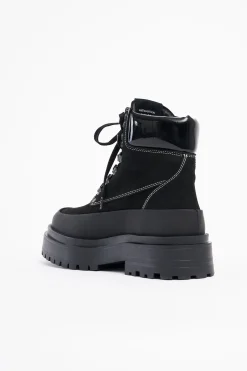 Road Walker Nubuck^STUTTERHEIM New